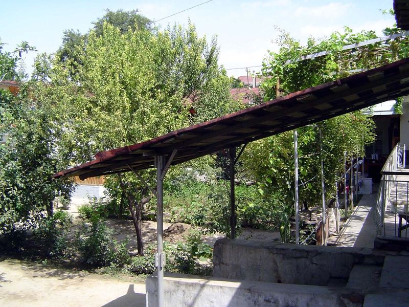 Old or new, the houses are designed around courtyards with gardens.