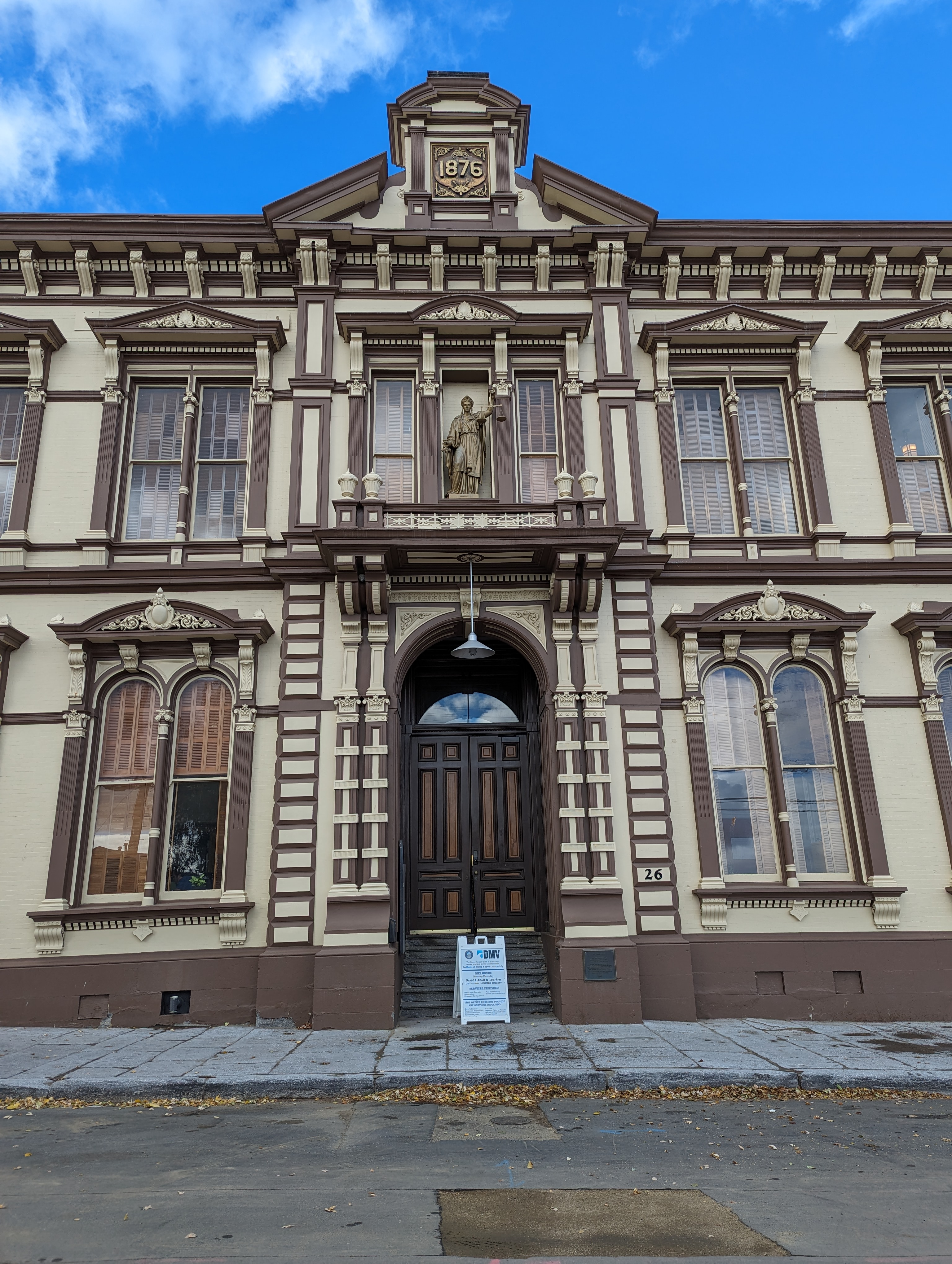 Unlike many other courthouses from the 1870s, this one is still in use.
