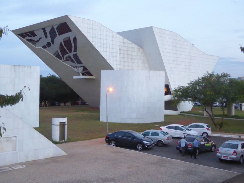 Now here's whimsy. It's the Panteao da Patria Tancredo Neves, or the Tancredo Neves Pantheon of the Fatherland, designed by Niemeyer in a mo