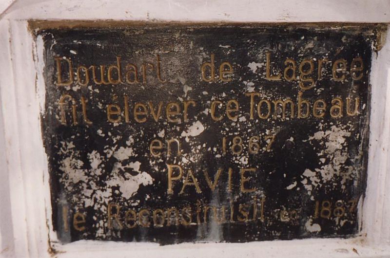 The tomb was erected a few years later by Ernest Doudart de Legree; the tomb was rebuilt in the next generation by Auguste Pavie, the French
