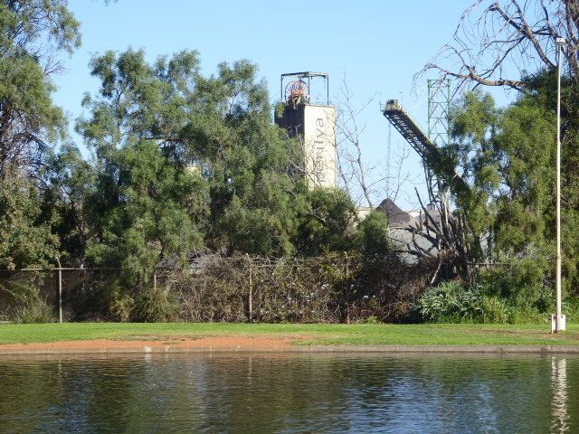 In 2012 it produced 130,000 tons of zinc and lead in concentrate. The only other miner in the neighborhood, apart from secondary recovery op