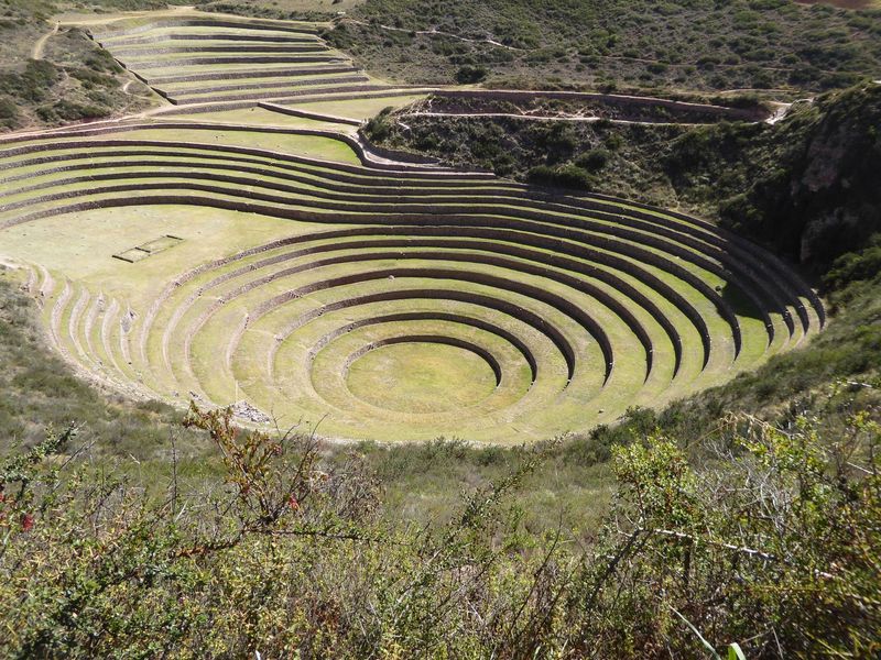 We've come up here for this. It's about three miles west of Maras. Curious, no? There are several of these circular depressions or morays. E