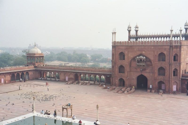 The square from the base of that partner. In the middle is a basin, the hauz; in front of it is a platform, the dikka, atop which a second p