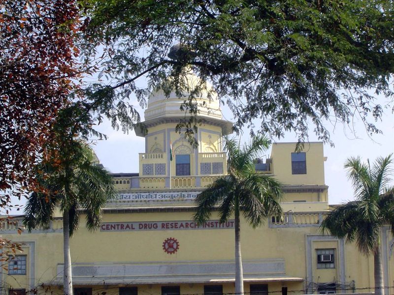Used for a time before 1947 as the United Service Club, it now houses a research institute.