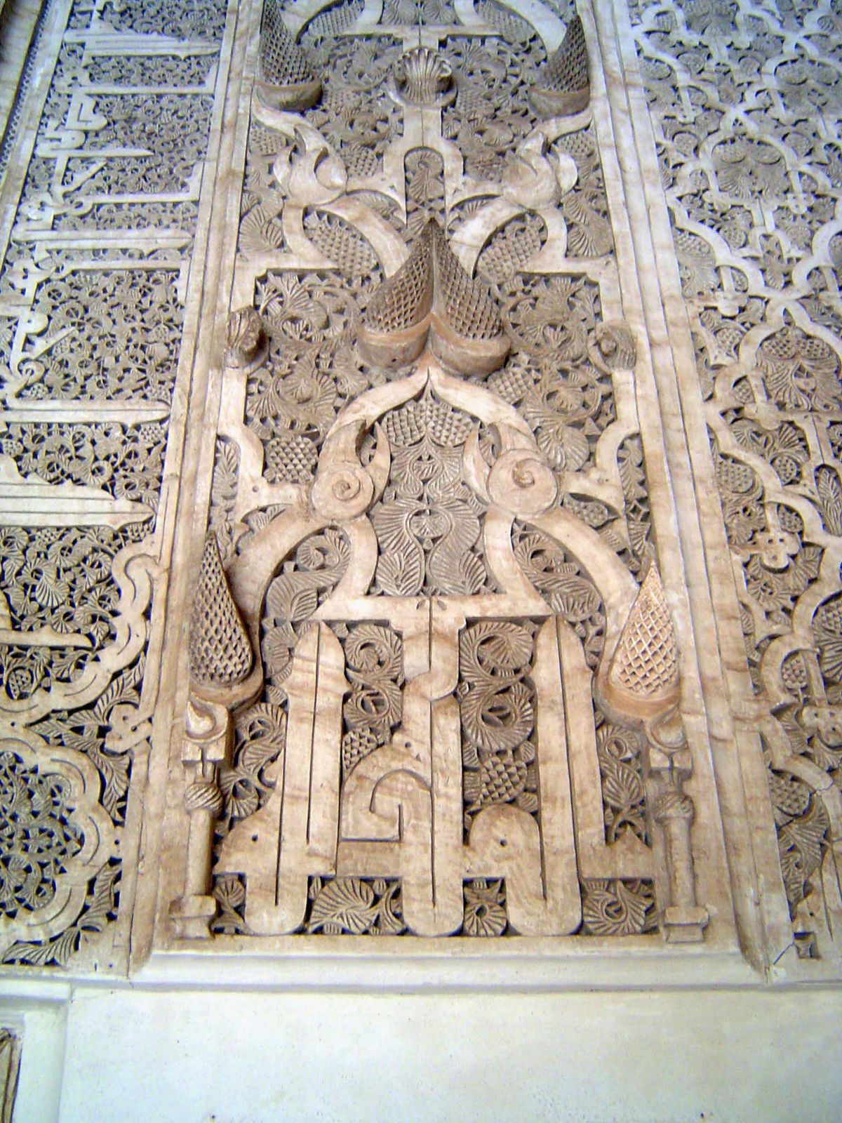 Detail near the entrance to the prayer hall.