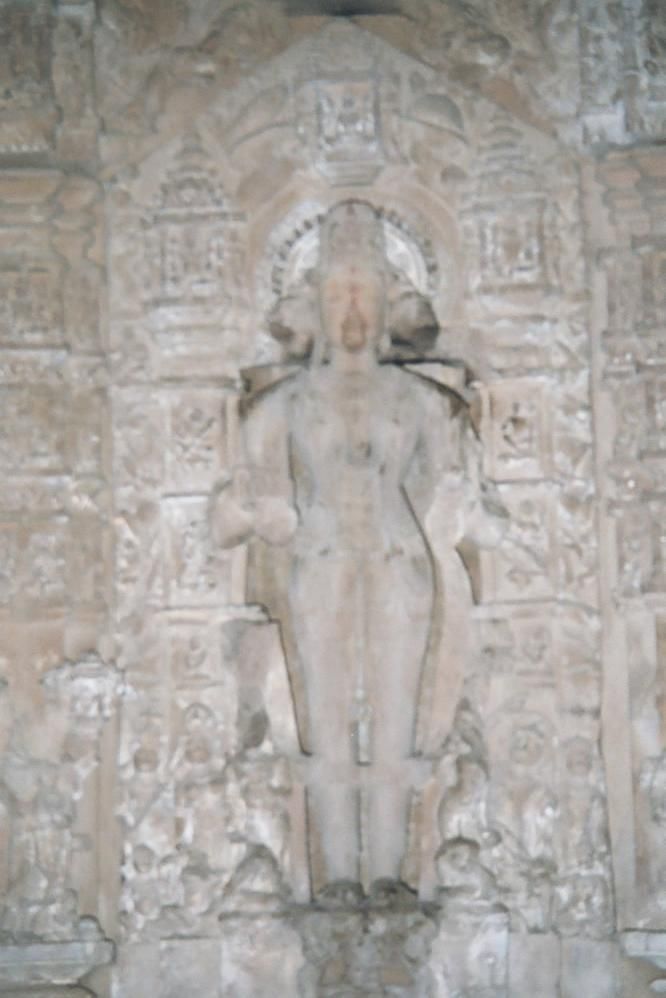 Vishnu as Vaikunt in the garbhagriya of the Lakshmana Temple. Vaikunt is another name of Vishnu but also the name of his heavenly domain.