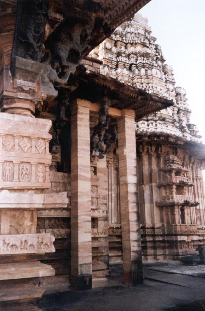 Attention was first drawn to Ramappa in 1922 by an archaeologist who called this temple and its neighbors "the brightest stars in the galaxy