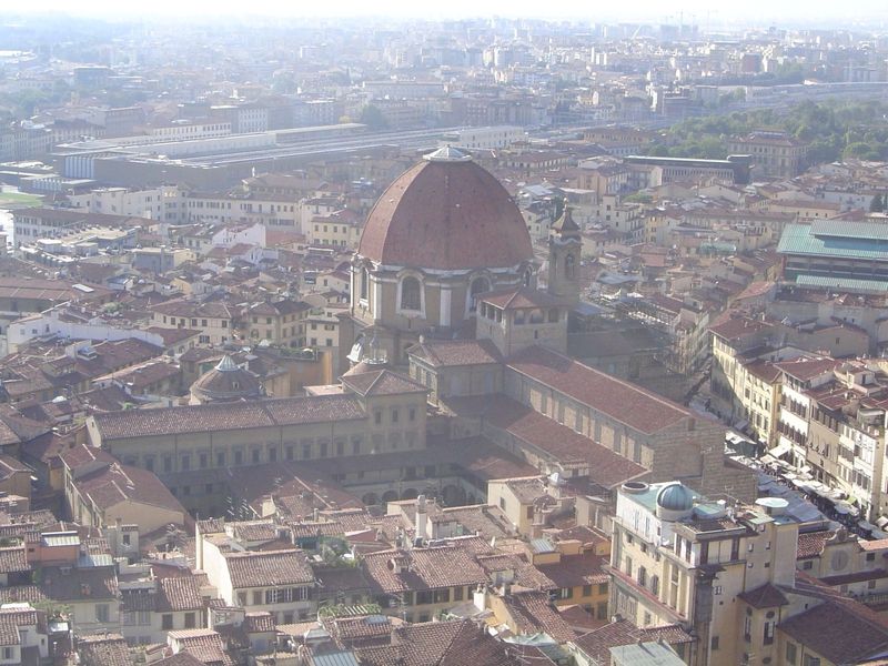 Yet another church: San Lorenzo, whose dome houses the Medici chapel. This is the second-highest dome in Florence, but who remembers the sec