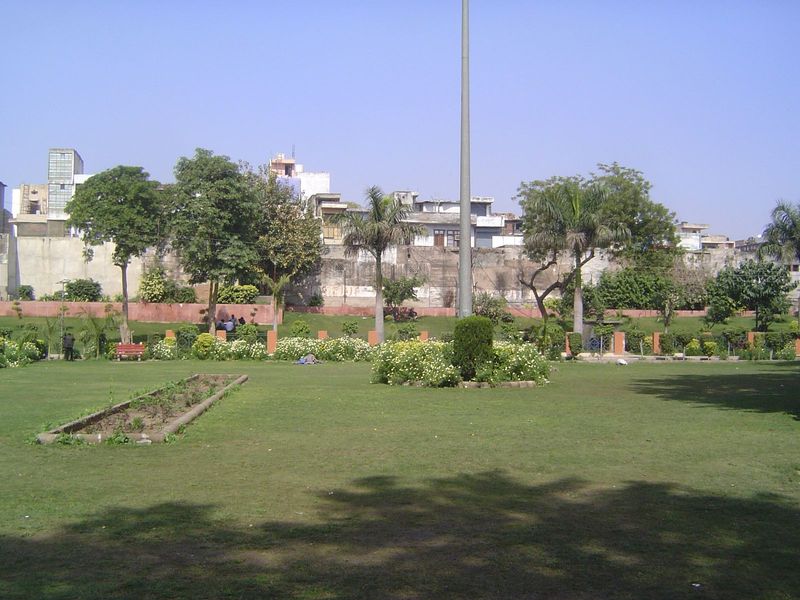Does Old Gurgoan survives? It does, sort of. Here's the old town-center park.