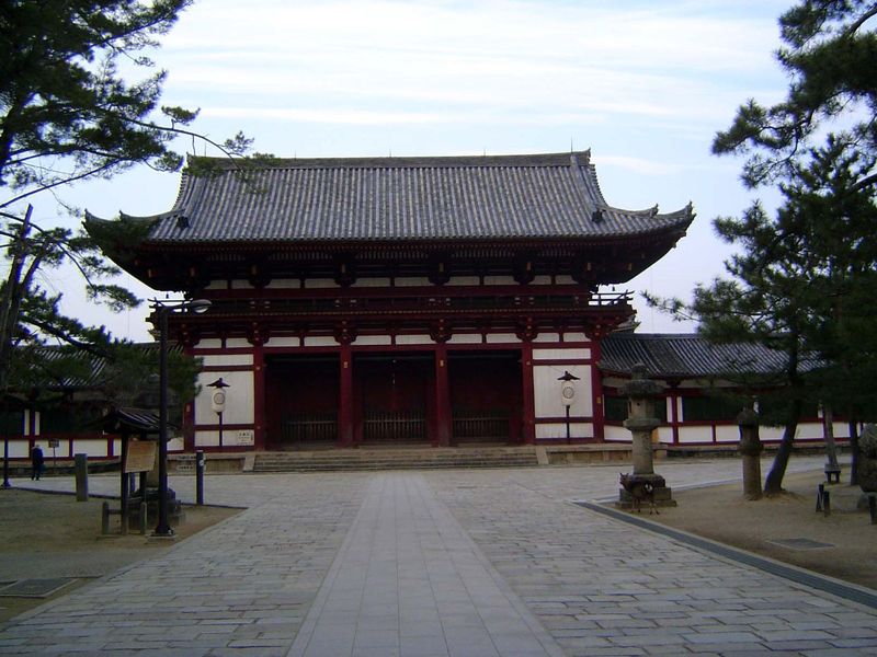 Further on, the architectural entrance to the temple courtyard. It's more or less permanently closed; the actual entrance is off to the left
