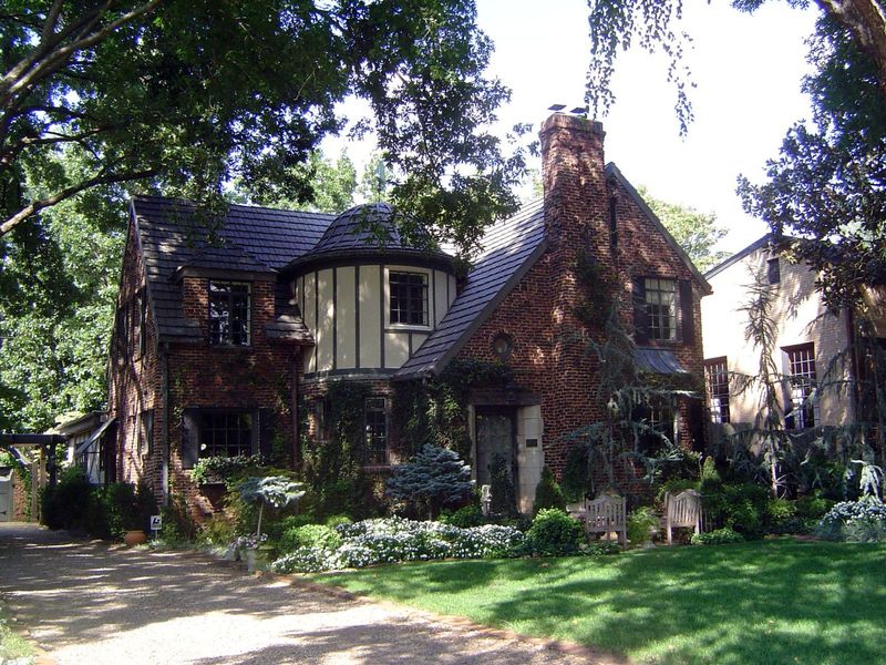 Off a sidestreet 241 NW 32nd is a Tudor from 1928; in 2002 it sold for $310,000.