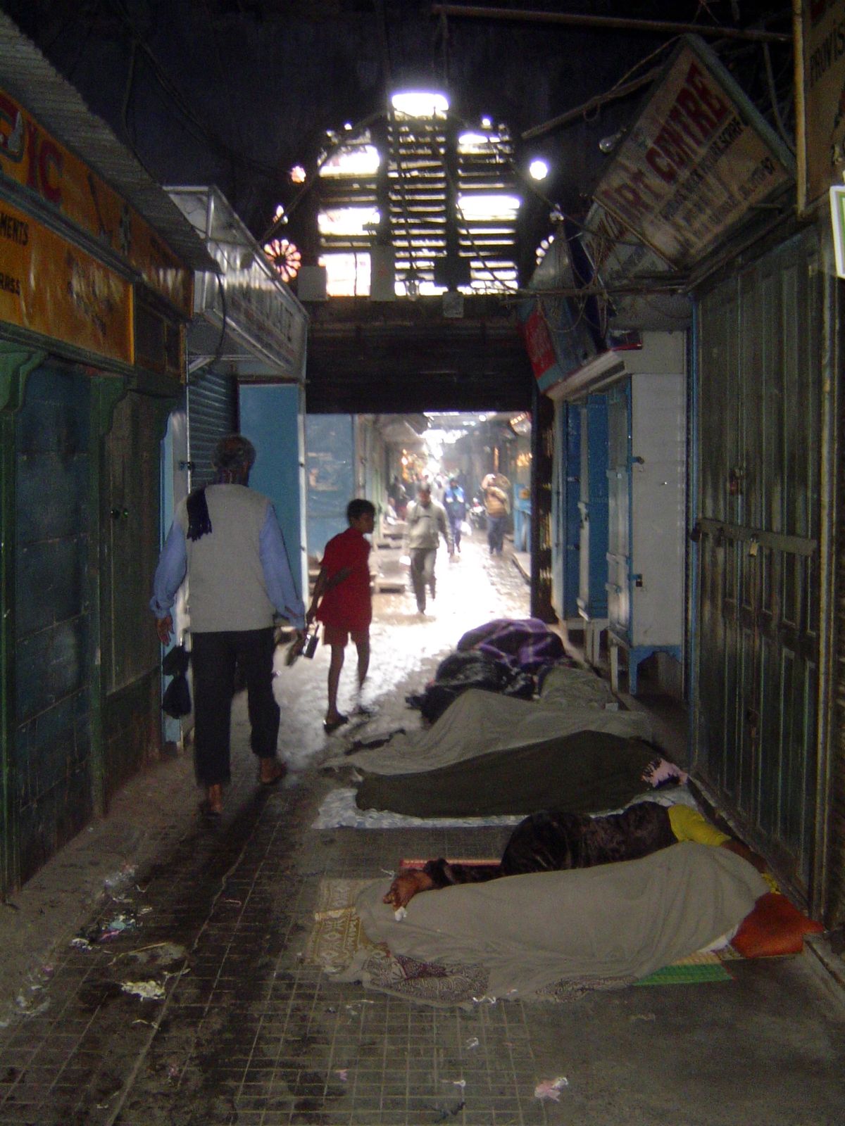 An inner courtyard. Photographs from the British period make the place seem clean and tidy.