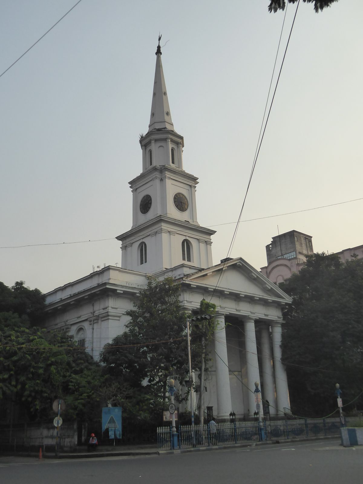 Spin 180 degrees and you see St. Andrews, the Scottish Kirk from 1818. It's based, like so many others, including St. Andrew's in Madras, on