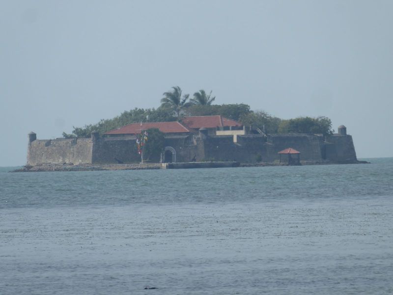 Across a mile of water, there's another old fort still manned by the Sri Lankan Navy and raising a bit of cash of the side by operating the 