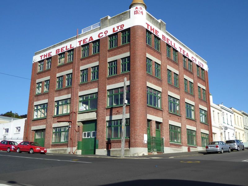 The problem is that there's a lot of empty space around town. Here's the 1924 home of "The Bell Tea," founded by Norman Harper Bell in 1905.