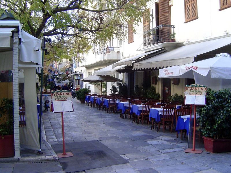 A pedestrianized escape.
