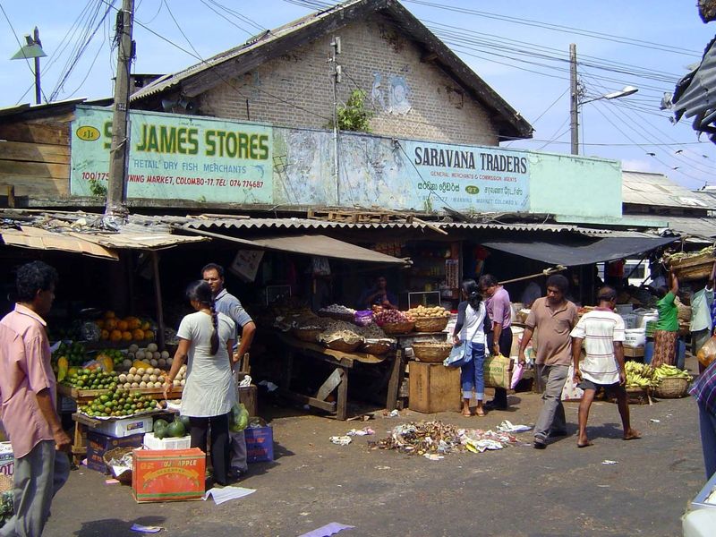 Manning Market, adjoining the Colombo Fort railway station.