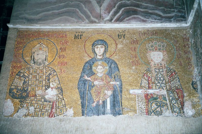 Think the galleries a little dull? They weren't always so. The south gallery has a pair of mosaics, covered after 1453 but now restored. The