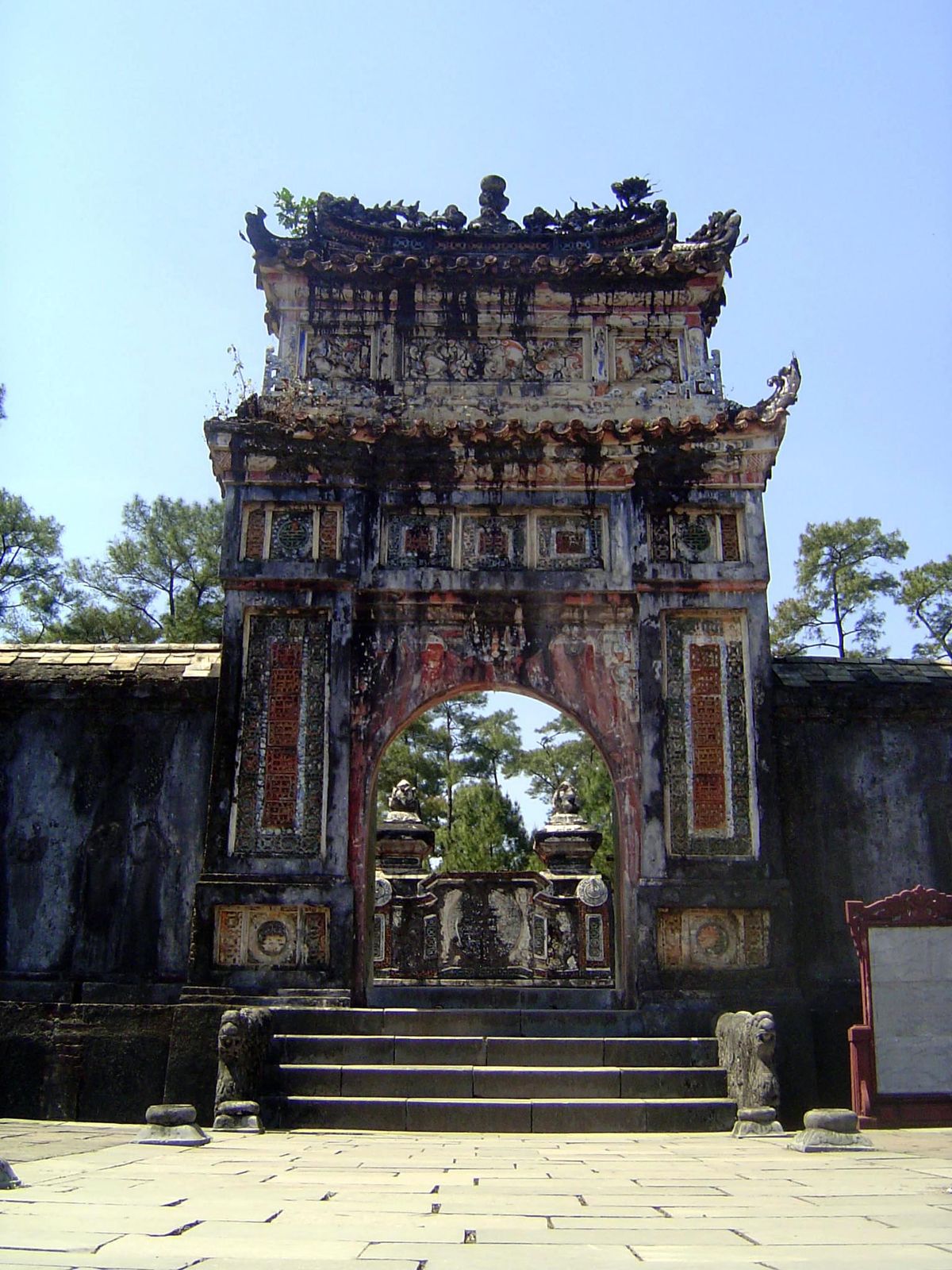 Inner enclosure.