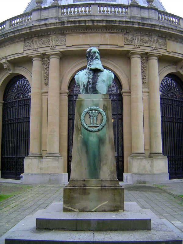 An ivory bust of Leopold used to stand in the rotunda. It not longer does, but this bronze lingers in a museum courtyard. Leopold's words re