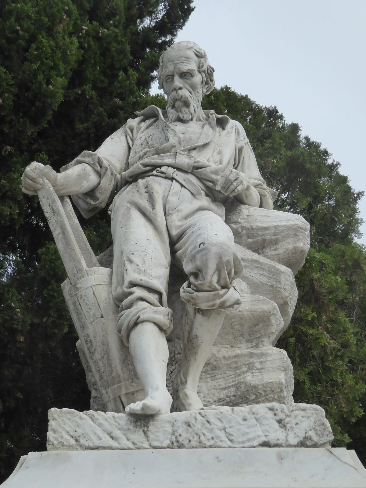 How does a laborer rate a fine monument like this? Or is a titan remembering humble beginnings?