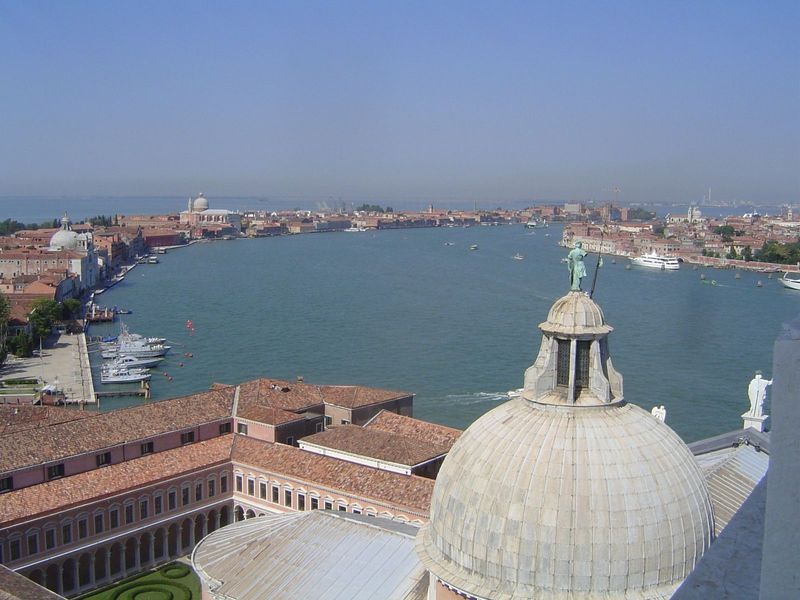 We've come 360 degrees now, back to the Canale della Giudecca. At the far end of Giudecca, the mass of the old Stucky Mill can be seen. It o
