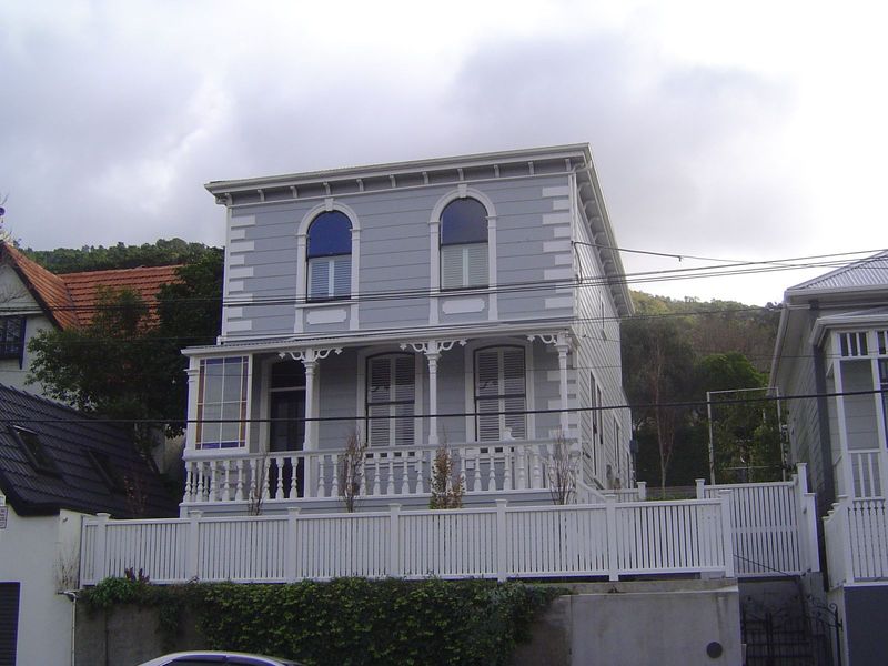 A neighboring house, also on Tinakori Road. Maybe the occupants a century ago were as uptight as their house.
