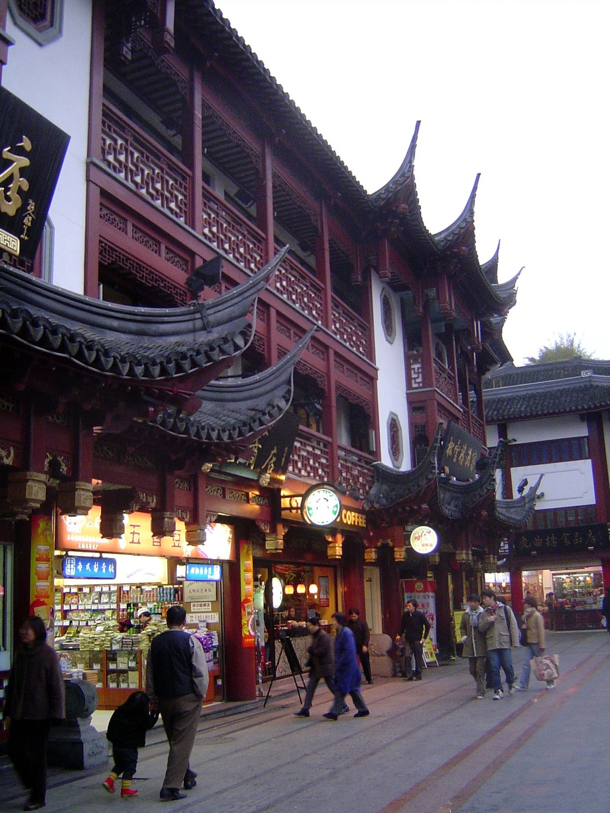 Outside the garden, you might as well be in a place called Chinatown. Yes, that's Starbucks.