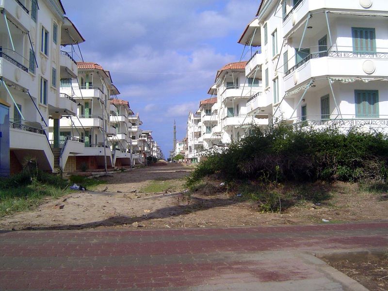 Beach houses, most without even a glimpse of the water.