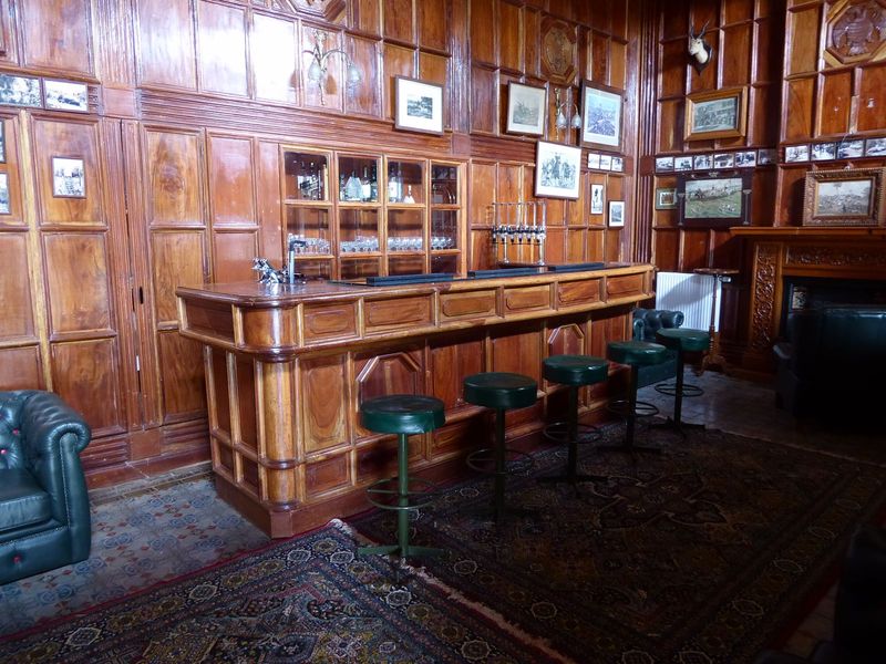 Bar to die for.