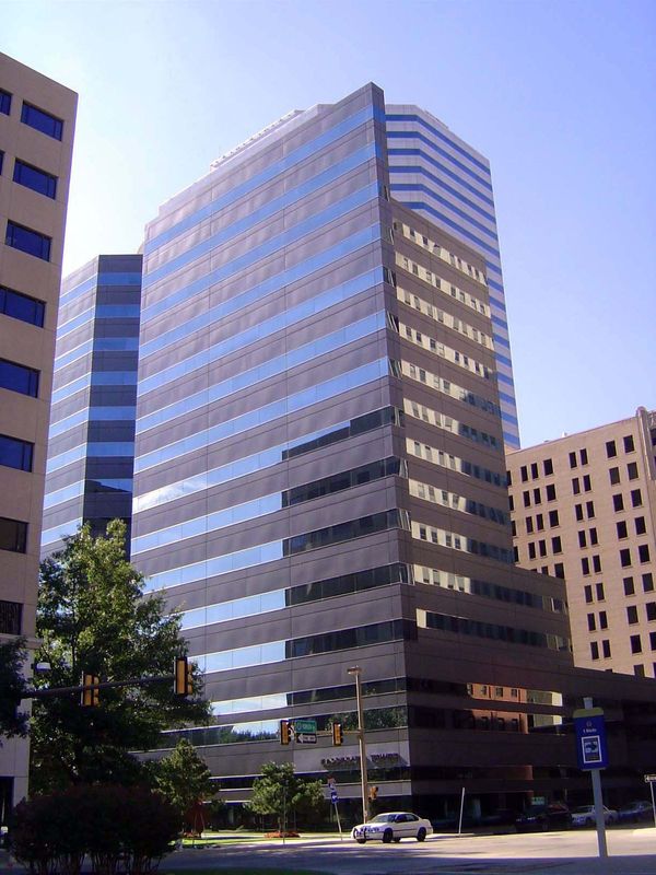 Corporate Tower, built in 1980 by Corroza Properties of Dallas. In 1991, Corroza lost the property in bankruptcy proceedings. After the Murr