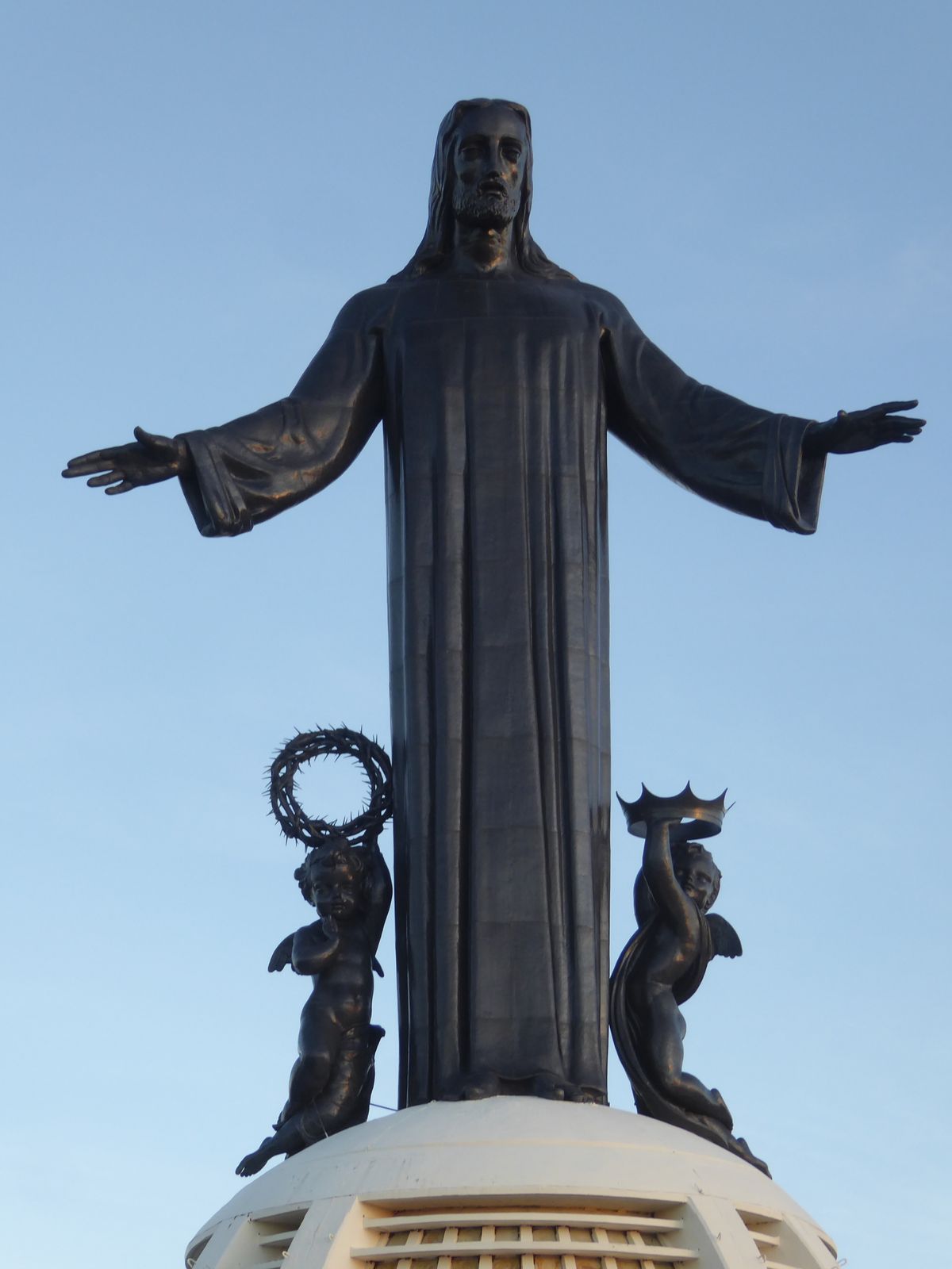 Your 75-foot cup of tea? An earlier monument had been dynamited by order of Plutarco Elias Calles, who as president of Mexico in the 1920s t