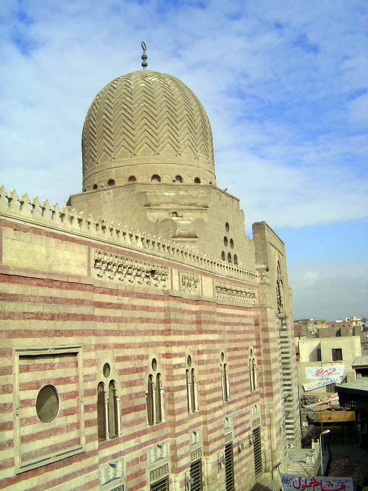 And another, showing the dome over the tomb chamber.