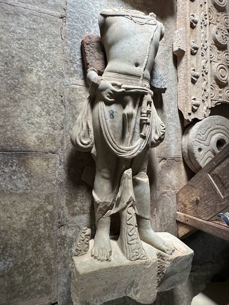 Unidentified figure.  Guy suggests that he was possibly a yaksha, a nature spirit.