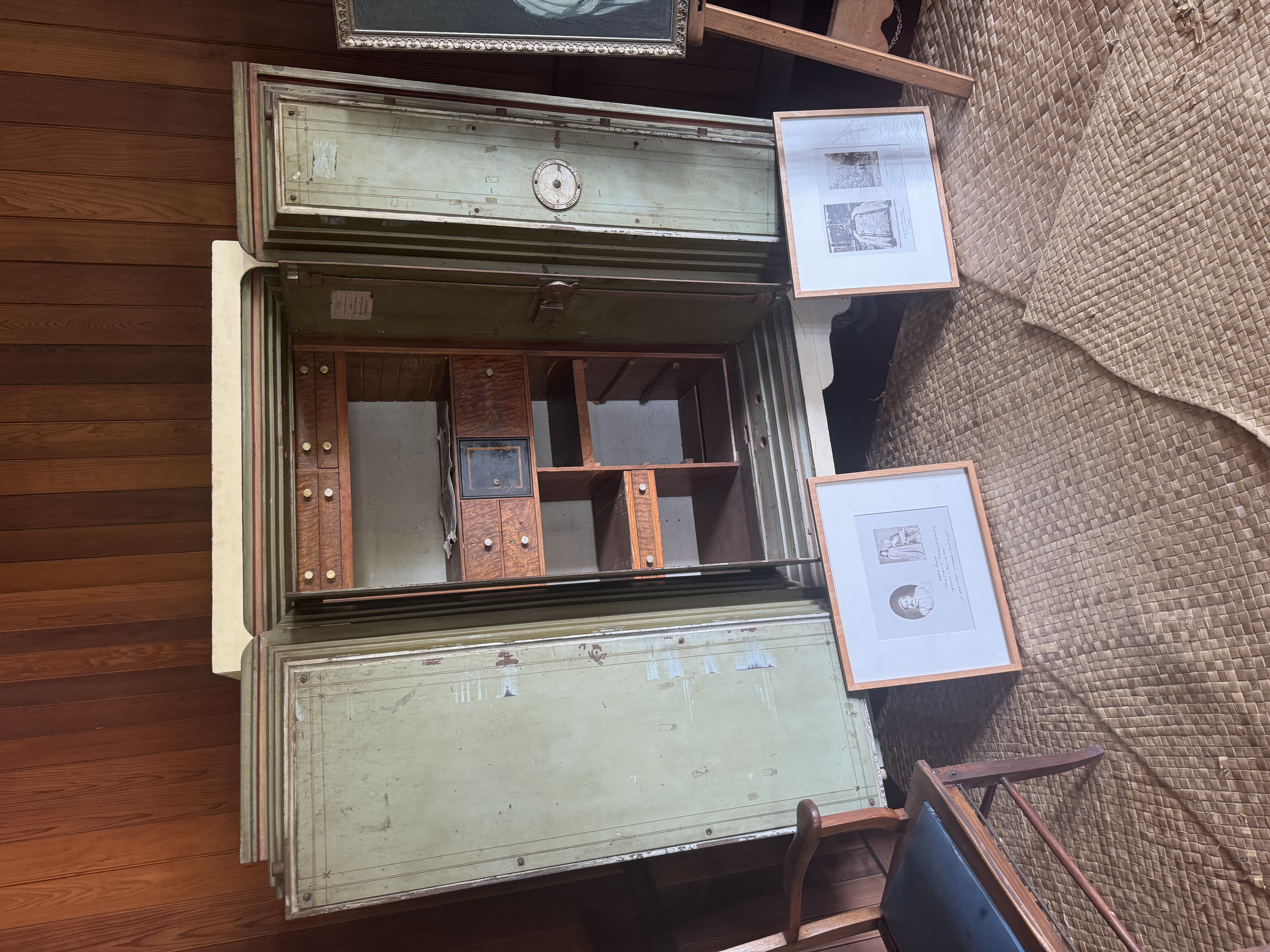Here's Stevenson's safe, which a whole bunch of men lugged up the long hill from Beach Road to his house.