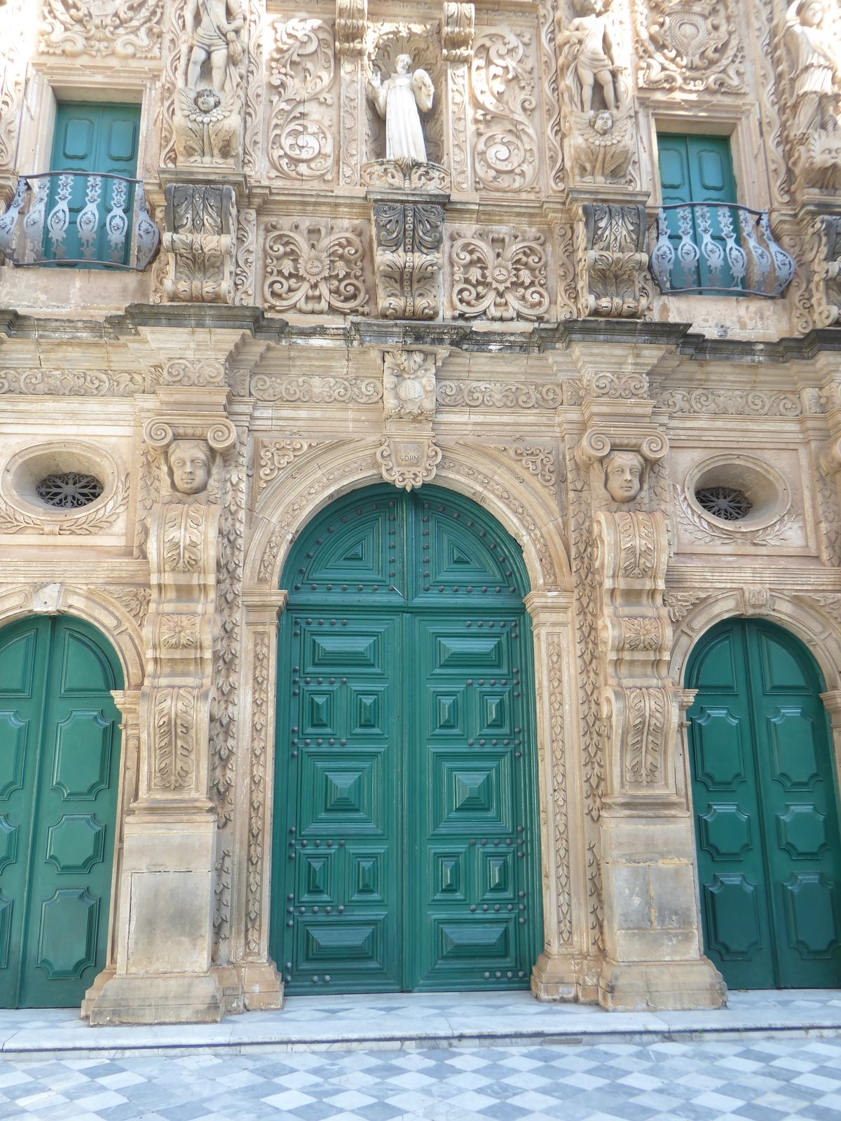 The amazing quirk of this facade is that it was buried in plaster until revealed in the 1930s by electricians.