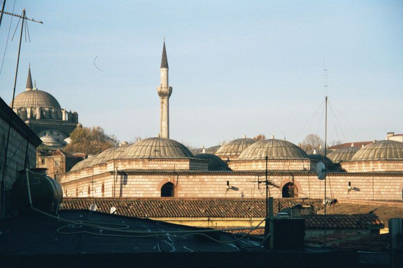 The market's roof in the light of a new day and from the Nuruosmaniye mosque.