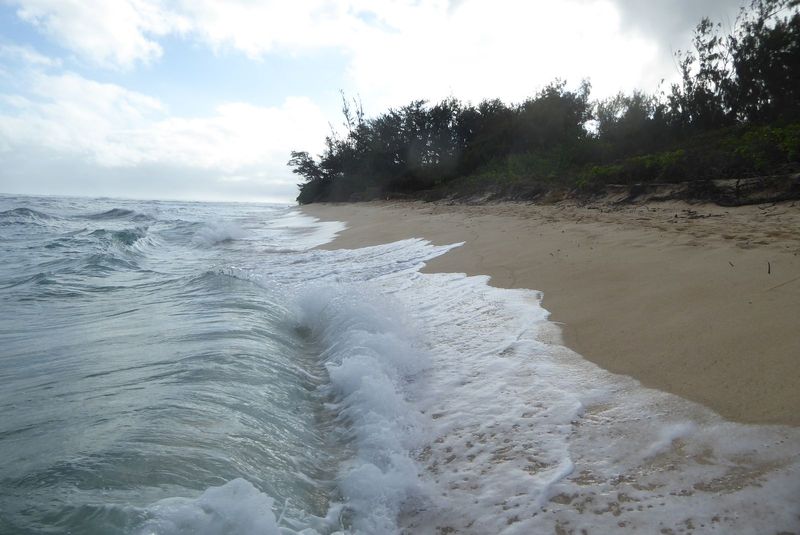 It isn't always so calm. Depending which way you turn, it's eight miles behind you to Waikiki or, if you foolishly turn left, 6,500 to Antar