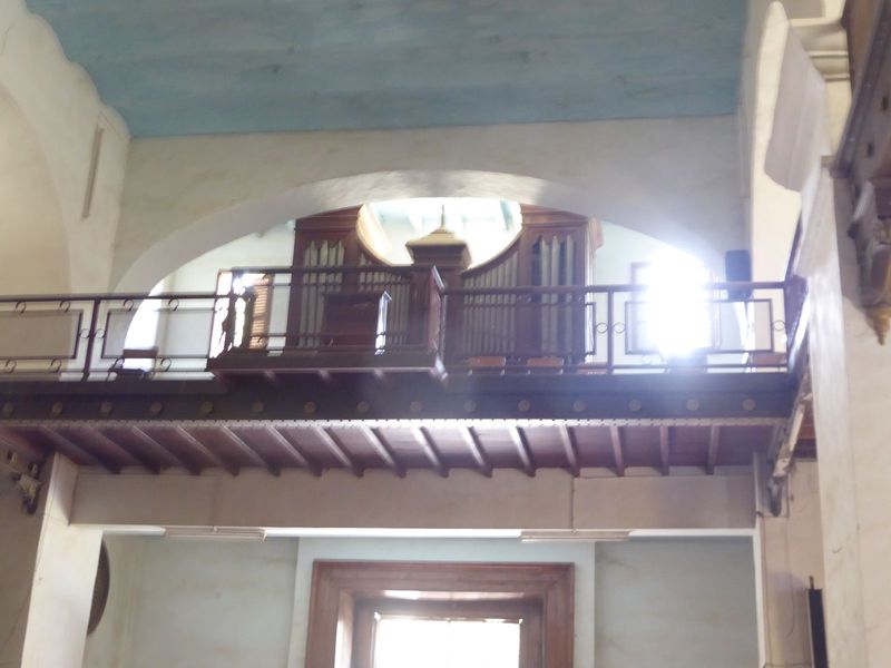 Organ loft.