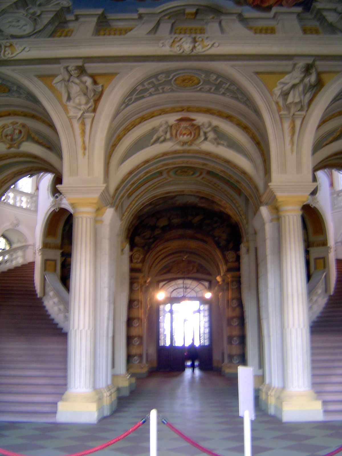 Pevsner continues: "The palace... was in quite an advanced state when in 1730 Neumann was called in to redesign the staircase" which wound u