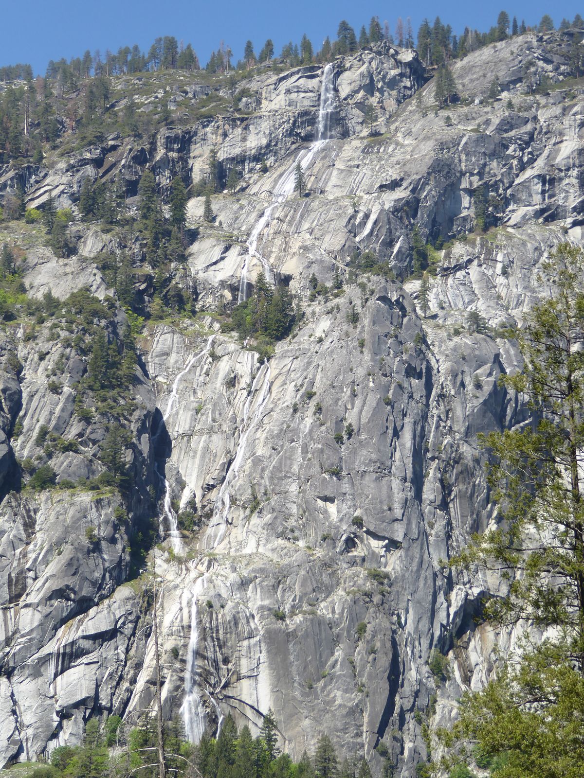 An unnamed trickle.