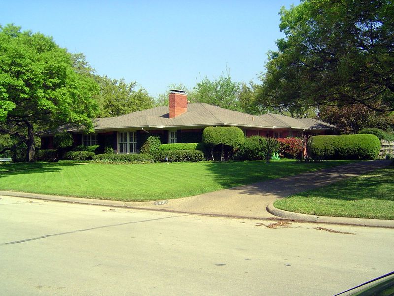 Probably the most expensive subdivisions from 1950 were just north of University Park. This one is on Deloache Avenue.