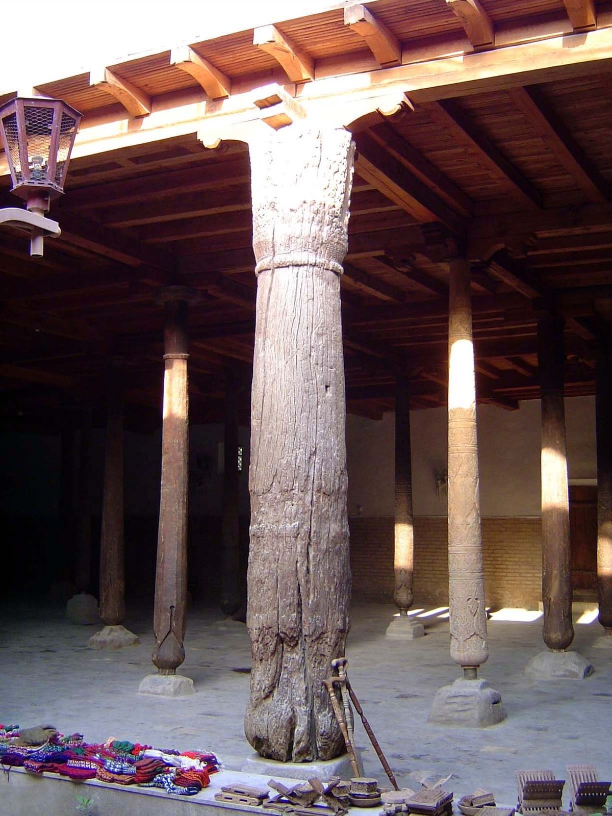 The oldest of the 212 pillars were brought from Kath the place is now called Berunyi, where they had been in use from the tenth century.