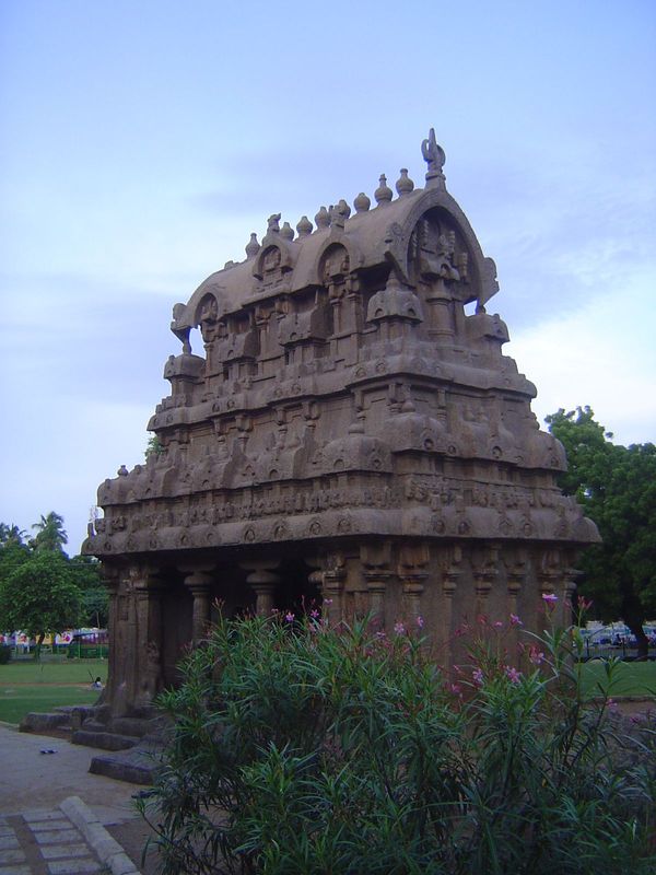 Here is the description offered in 1788 by Chambers: "...there is a pagoda rising out of the ground, of one solid stone, about sixteen or ei