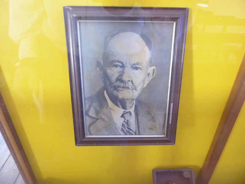 The dam's builder was "Japie" Lutz, trained in Germany as a missionary but later attending a craft school and working as a cabinet maker. Ag