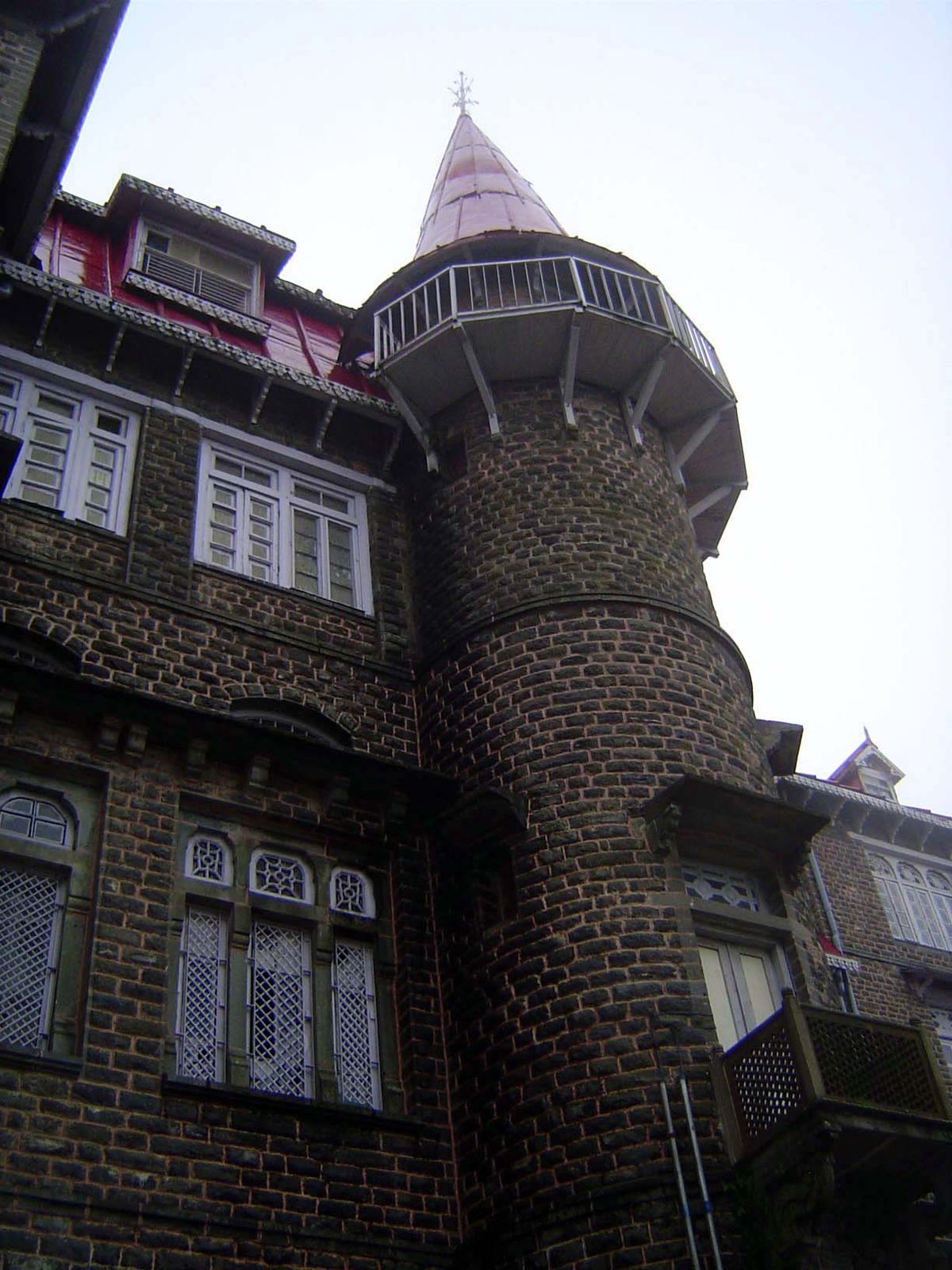 You might think that the name Gorton Castle comes from such turrets, but in fact it comes from the previous building on the site, which was 
