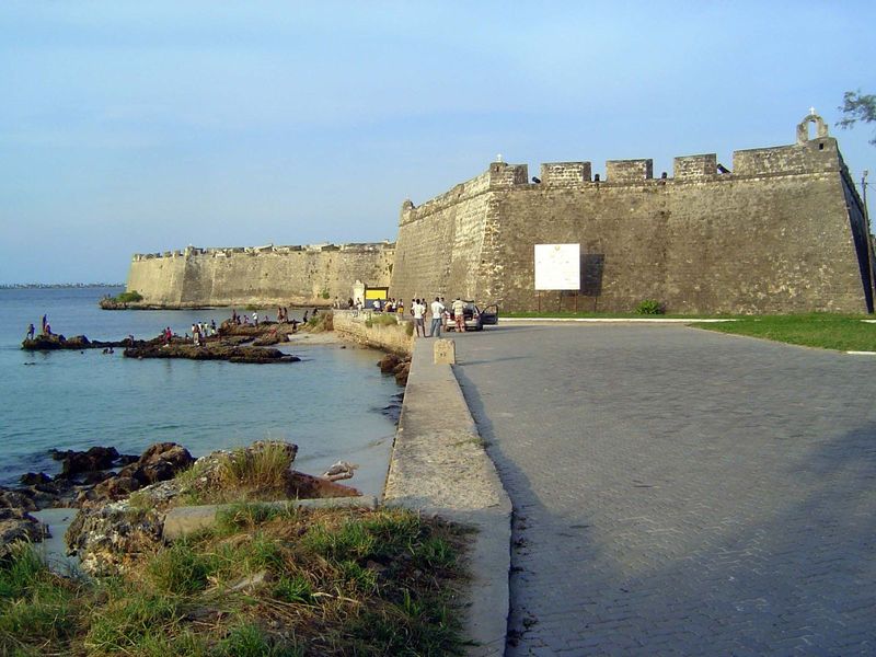 The fortress, named for St. Sebastian, was begun in 1558 and garrisoned in 1583. It wasn't just for show. When the island came under attack 