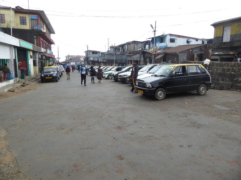 The less-than-picturesque central taxi stand.