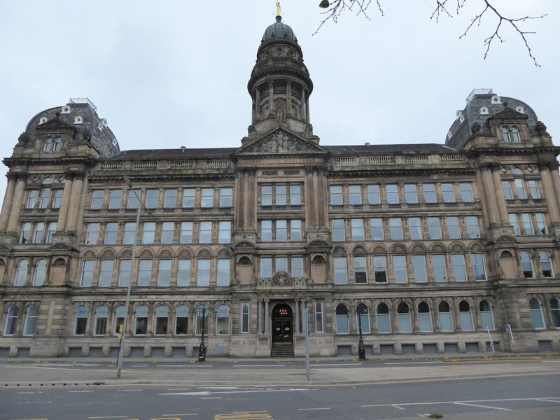 Williamson: "The massive front block 1892-97 was the Society's showpiece. Its design, in French Second Empire-style, inspired by the New Lou