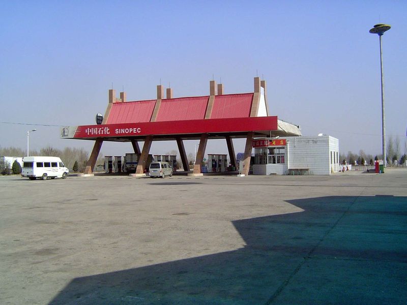 While on the Dayun Expressway from Taiyuan to Foguang, here's some background. Liang writes: "The oldest wooden structure known today is the